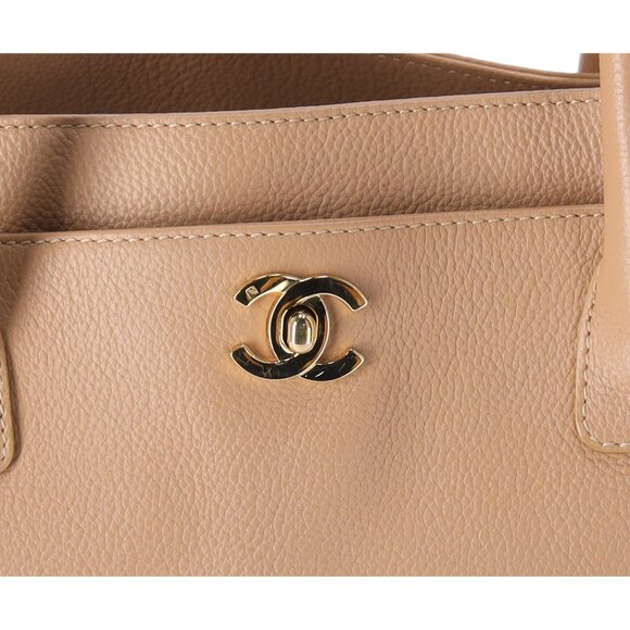 CHANEL Executive Tote Shoulder Bag A15206 Tan Grained Calf Leather - Picture 4 of 15